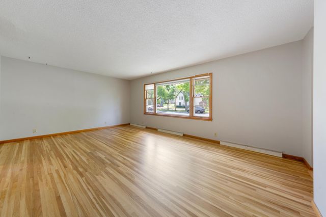 311 7th Street E, Northfield, MN 55057