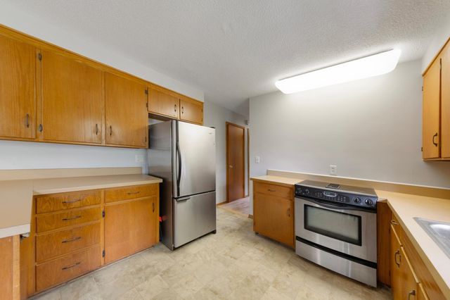 311 7th Street E, Northfield, MN 55057