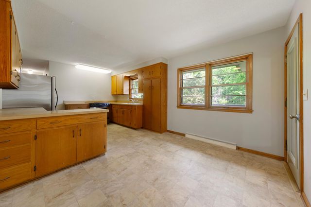 311 7th Street E, Northfield, MN 55057