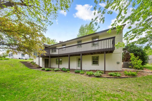 311 7th Street E, Northfield, MN 55057