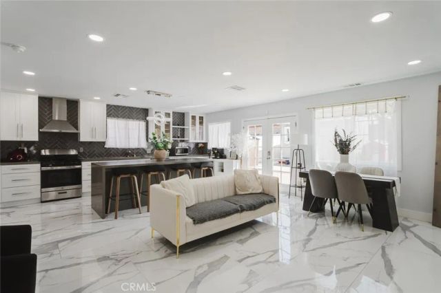 11900 Cometa Avenue, Pacoima, CA 91331