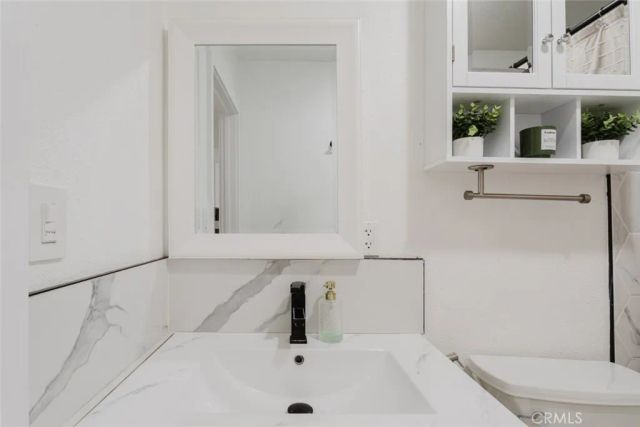 11900 Cometa Avenue, Pacoima, CA 91331