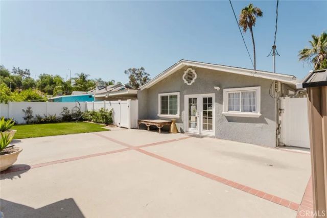 11900 Cometa Avenue, Pacoima, CA 91331