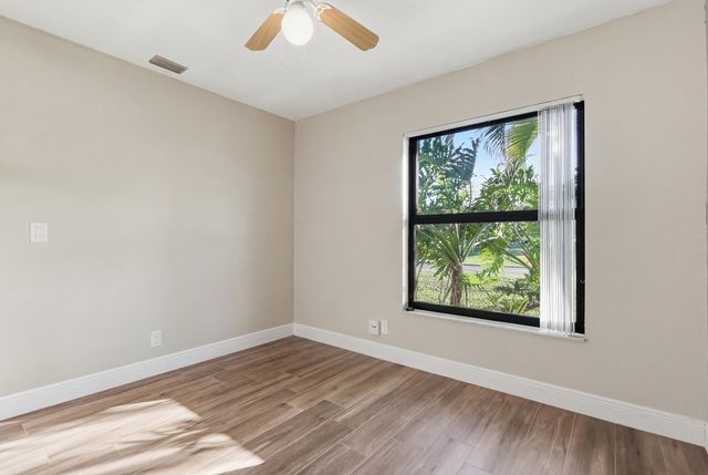 5694 Northpointe Lane, Boynton Beach, FL 33437