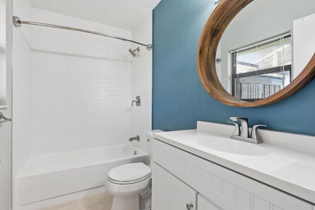 5694 Northpointe Lane, Boynton Beach, FL 33437