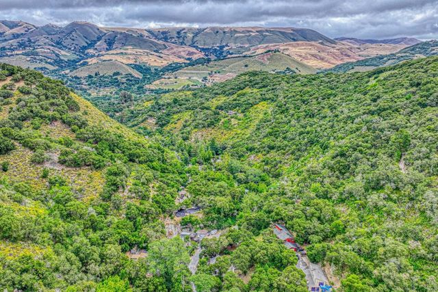 61 Southbank Road, Carmel Valley, CA 93924