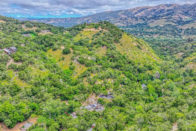 61 Southbank Road, Carmel Valley, CA 93924