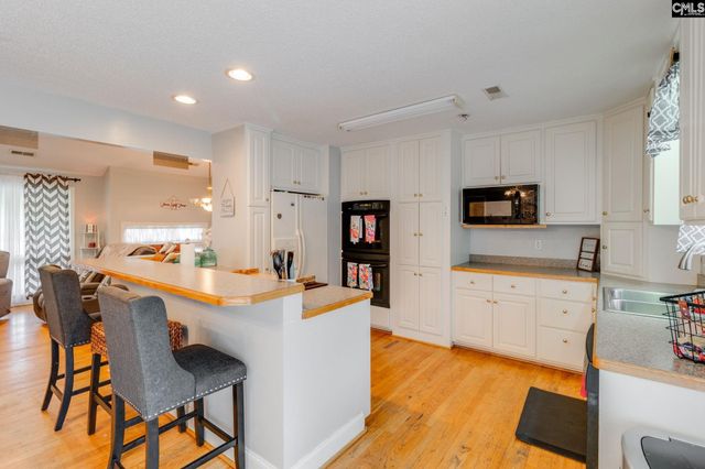 1037 Ridgeview Circle, Elgin, SC 29045