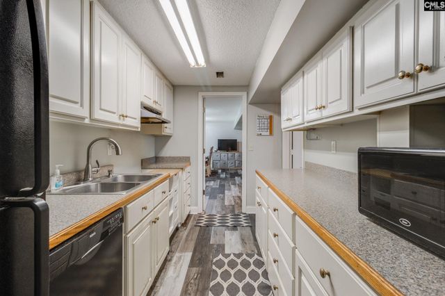 1037 Ridgeview Circle, Elgin, SC 29045