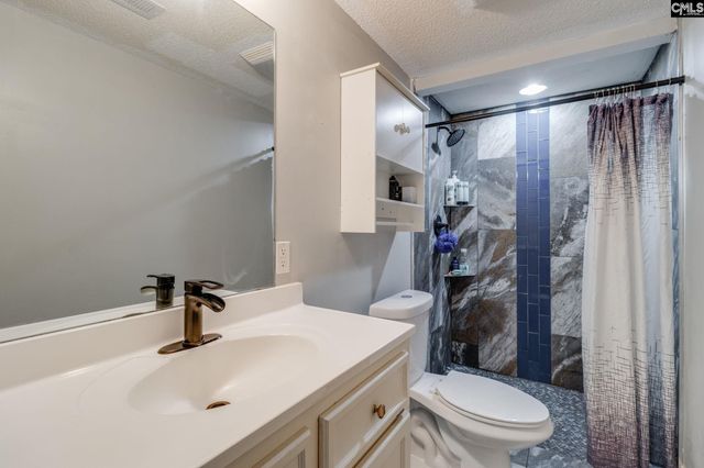 1037 Ridgeview Circle, Elgin, SC 29045