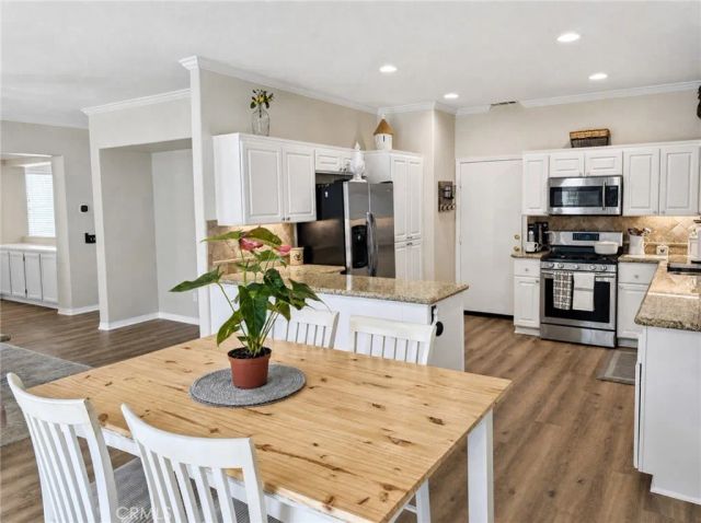 23728 Tatia, Murrieta, CA 92562