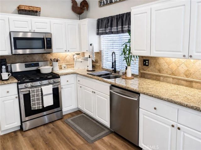 23728 Tatia, Murrieta, CA 92562