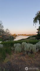 805 S Camas Place, Moses Lake, WA 98837