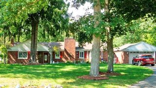 26140 Rangemore Street, Southfield, MI 48033
