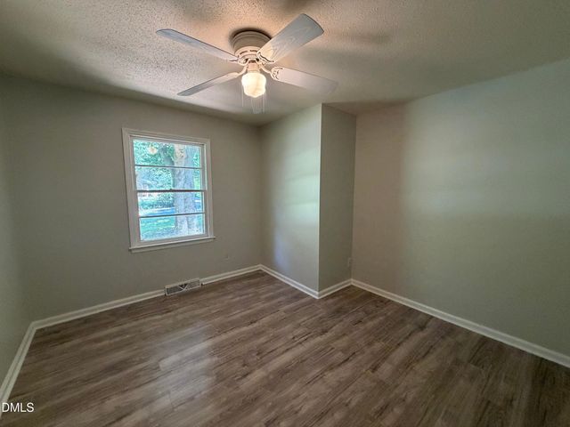 6220 Paylor Street, Mebane, NC 27302