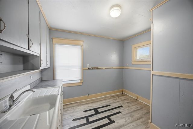 221 Newfield Street, Buffalo, NY 14207