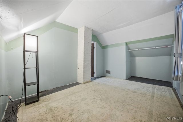 221 Newfield Street, Buffalo, NY 14207