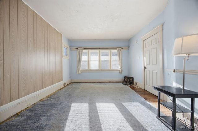 221 Newfield Street, Buffalo, NY 14207