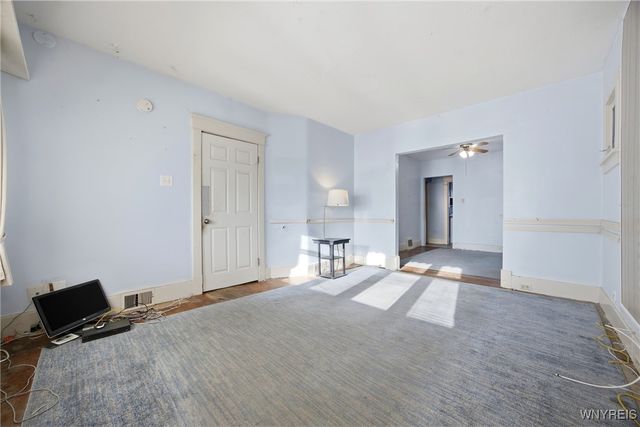 221 Newfield Street, Buffalo, NY 14207