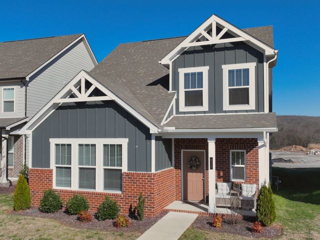 915 Nance Ln, Lebanon, TN 37087