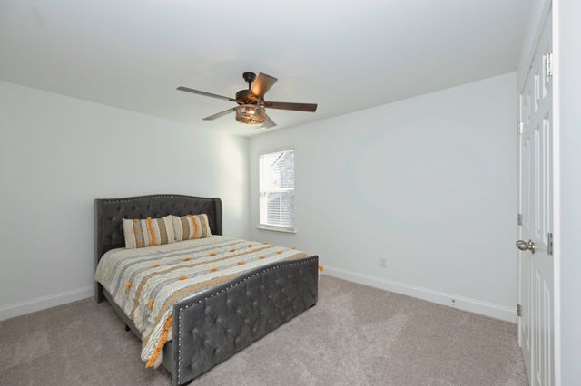 915 Nance Ln, Lebanon, TN 37087