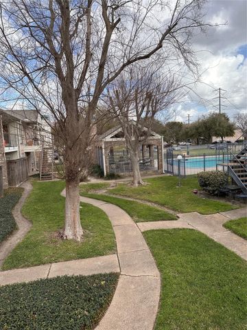 3900 Woodchase Drive 76, Houston, TX 77042