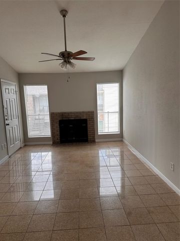 3900 Woodchase Drive 76, Houston, TX 77042