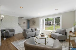20 W Saddle River Road, Waldwick, NJ 07463