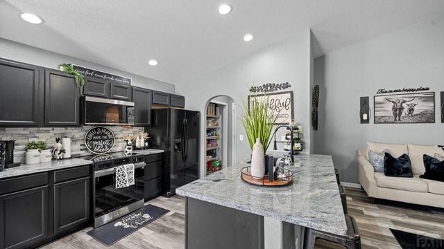3929 Pronghorn Lane, Pueblo, CO 81005