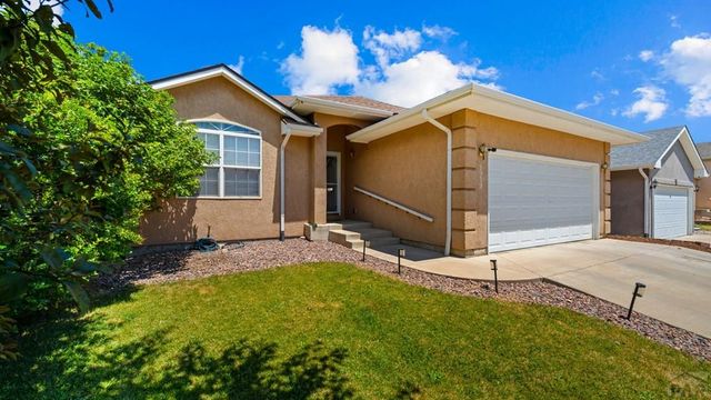 3929 Pronghorn Lane, Pueblo, CO 81005
