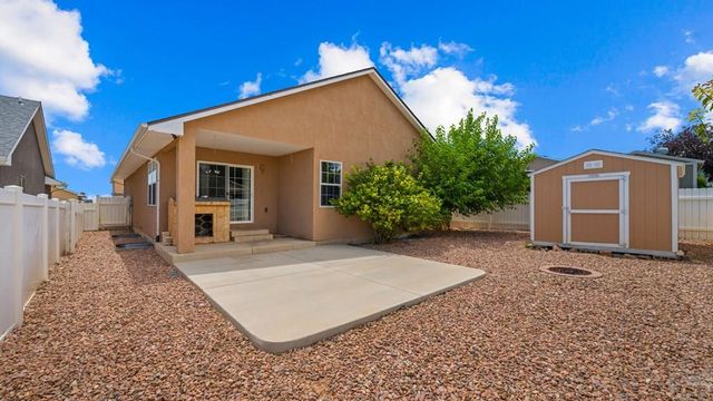 3929 Pronghorn Lane, Pueblo, CO 81005