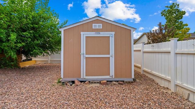 3929 Pronghorn Lane, Pueblo, CO 81005