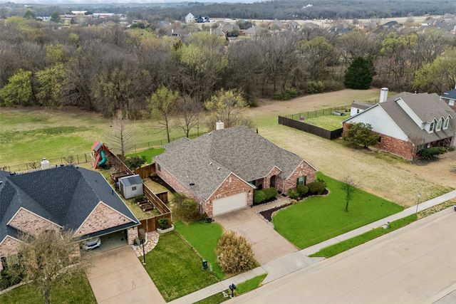 139 Country Lakes Drive, Argyle, TX 76226