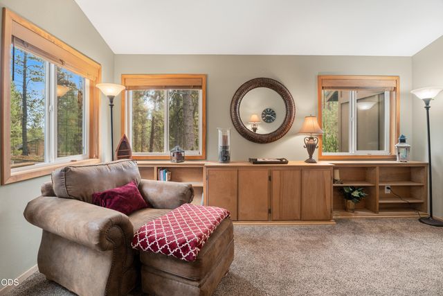 54975 Forest Lane, Bend, OR 97707