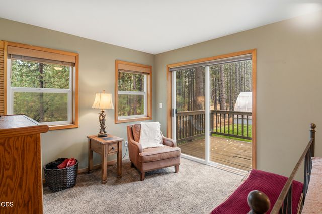 54975 Forest Lane, Bend, OR 97707