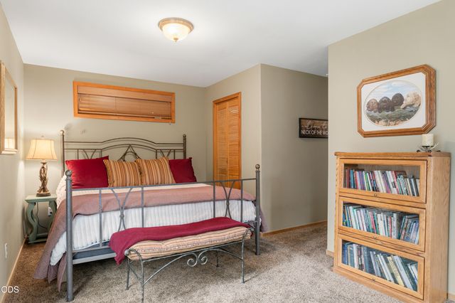 54975 Forest Lane, Bend, OR 97707