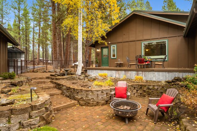 54975 Forest Lane, Bend, OR 97707