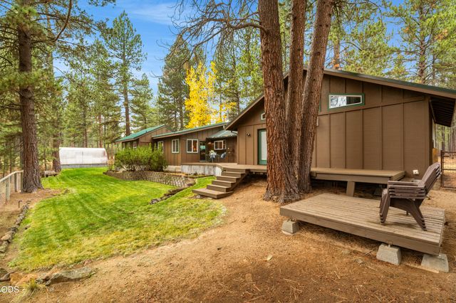 54975 Forest Lane, Bend, OR 97707