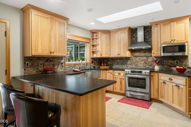 54975 Forest Lane, Bend, OR 97707