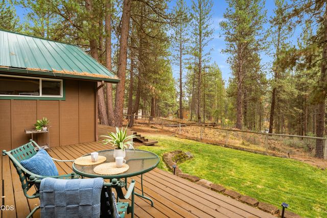 54975 Forest Lane, Bend, OR 97707