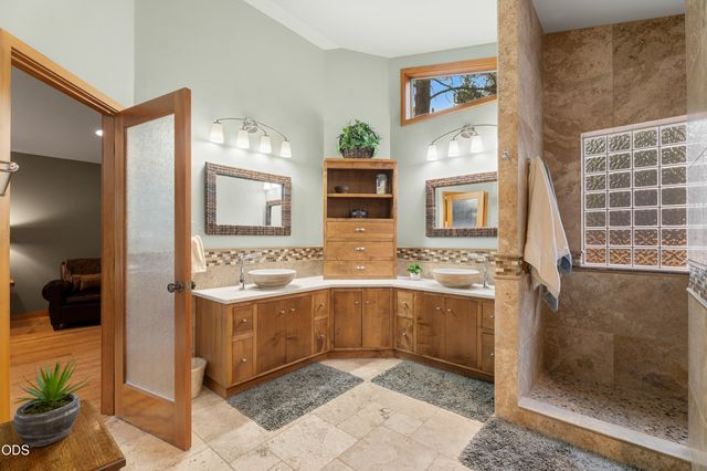 54975 Forest Lane, Bend, OR 97707