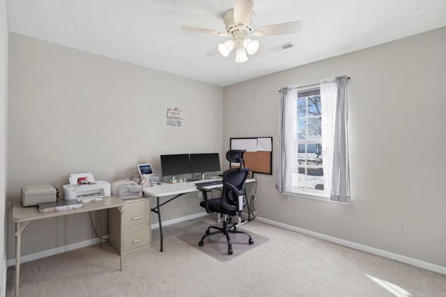 1941 CHOUTEAU LN, Boonville, MO 65233