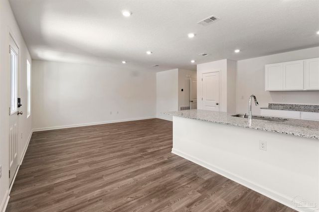 2910 W Lee St, Pensacola, FL 32505