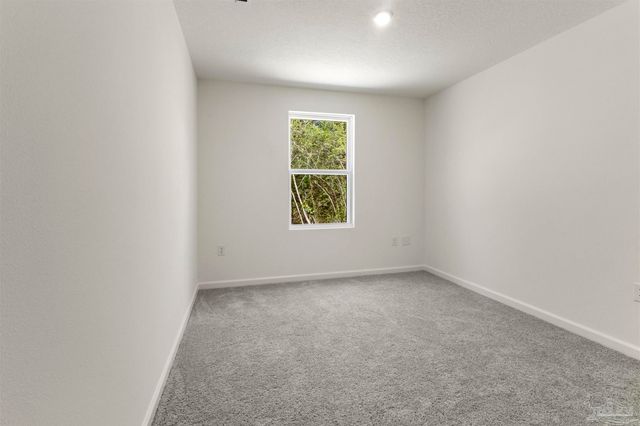 2910 W Lee St, Pensacola, FL 32505