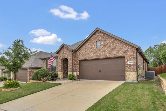2925 Frio Road, Oak Point, TX 75068