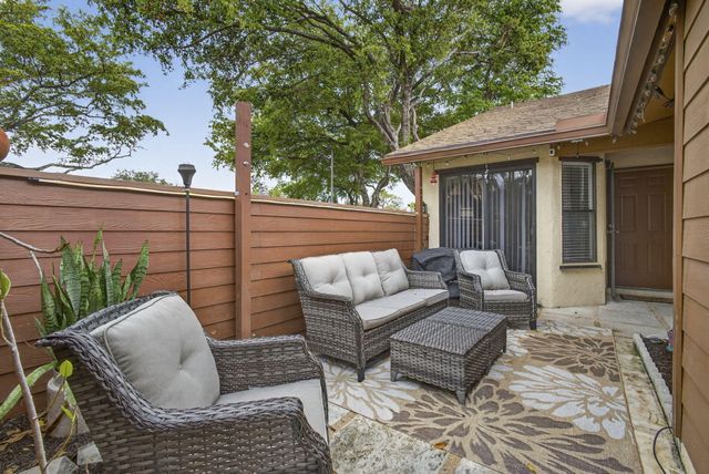 3807 Collinwood Lane, West Palm Beach, FL 33406