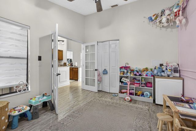 3807 Collinwood Lane, West Palm Beach, FL 33406