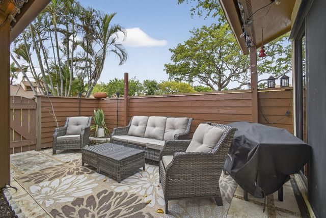 3807 Collinwood Lane, West Palm Beach, FL 33406