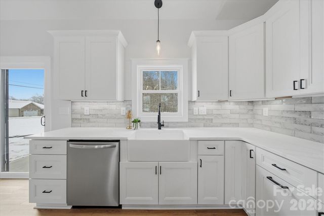 330 E Pine Street, Maiden, NC 28650