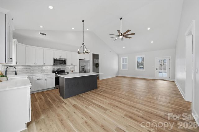 330 E Pine Street, Maiden, NC 28650